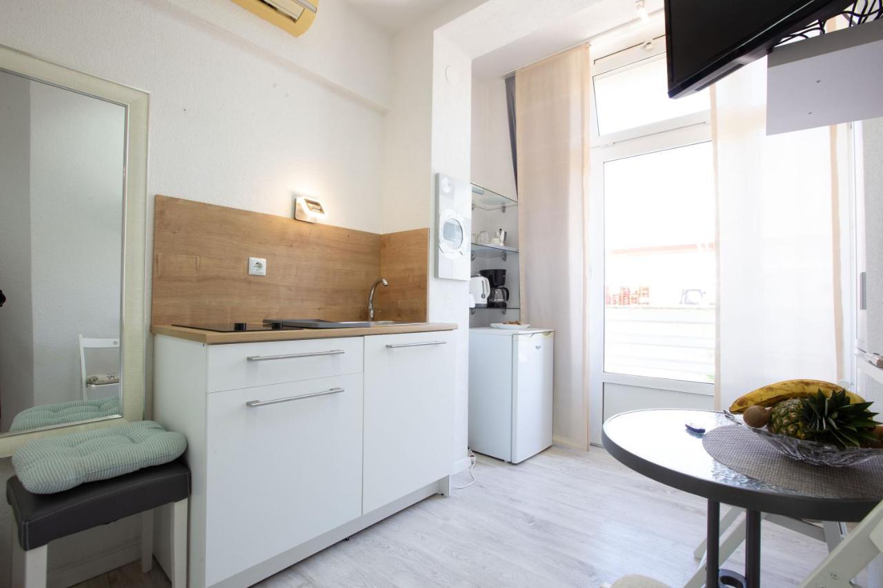 Lilly Studio Apartments Zadar Luaran gambar