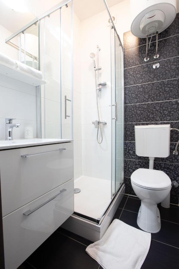 Lilly Studio Apartments Zadar Luaran gambar