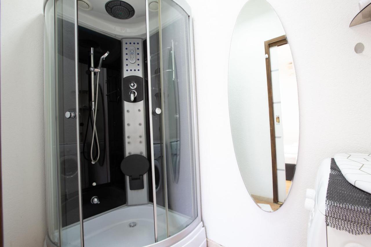 Lilly Studio Apartments Zadar Luaran gambar
